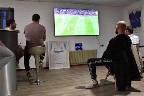 Sa Ne Et Loire Le Treize Le Rendez Vous Des Fans De Foot Et De L