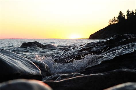 Lake Superior Crashing Waves Ontario Parks Flickr