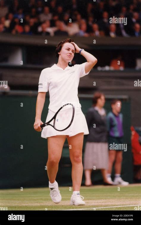 Swiss Tennis Player Martina Hingis Wimbledon UK 1998 Stock Photo Alamy