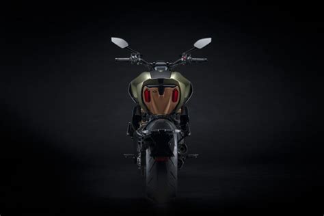 Ducati Diavel 1260 Lamborghini Unveiled Rider Magazine