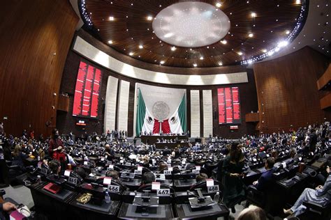 Senadoras Y Senadores Del Pan Durante La Instalación De Congreso