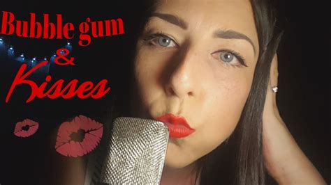 Asmr Relaxed Whisper Bubble Gum Blowing Bubbles Kisses Youtube