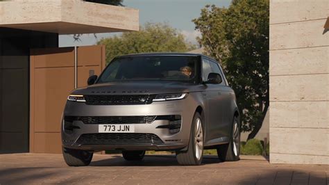 2023 Range Rover Sport Dynamic Se P400 Design In Elger Grey