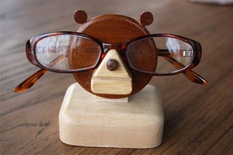 Glasses Holder Diy Eyeglasses Eye Glasses Holder Diy Eyeglasses In 2020 Wooden Eye Glasses