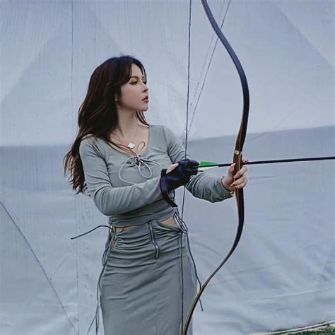 S H U B Ng C Ngo I C N Cung Th Khi N C M X T M Info Soi Ra M I Bi T L Hot Girl Si U