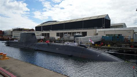 UK hands £4bn contract to BAE Systems for 'powerful attack' submarines ...