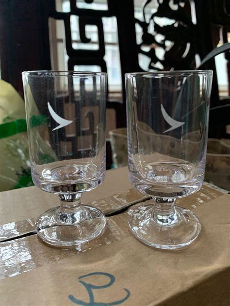 國泰航空頭等 小shot Glass X 4 傢俬＆家居 廚具和餐具 其他廚具和餐具 Carousell