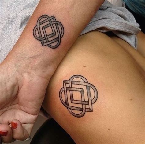 Mother And Son Matching Tattoos Designs Ideas And Meaning Tattoo Familie Tattoos Familie