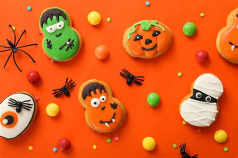 America’s 10 Most Popular Halloween Candies Ranked By Jeffrey Harvey Illumination’s Mirror