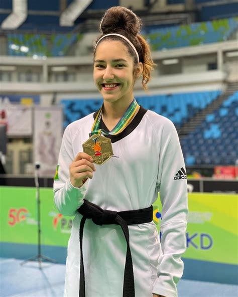 Alunas CEJ se destacam na competição internacional de taekwondo