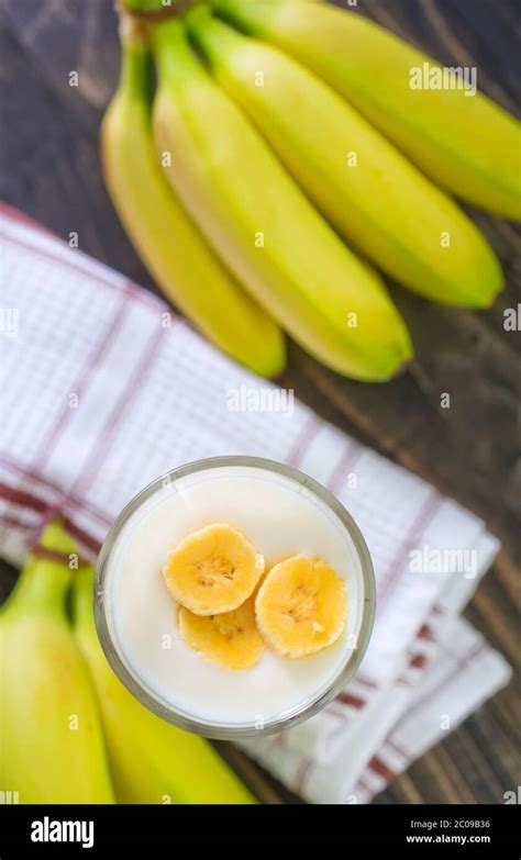 Banana Yogurt Pot Hi Res Stock Photography And Images Alamy