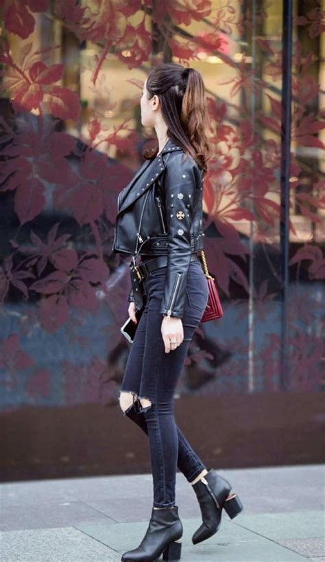 兔扑街美术馆离罩极品美女抓拍图片_街拍吧 - 女人吧