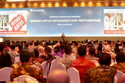 Menko Kemaritiman Luhut B Pandjaitan Menghadiri Pertemuan Tahunan BI