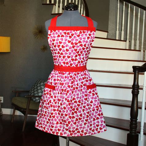 Heart Aprons For Women Valentines Aprons With Pockets Womens Aprons