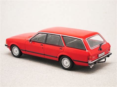 Ford Granada Break Rouge 1978 IXO 1 43e Minicarweb