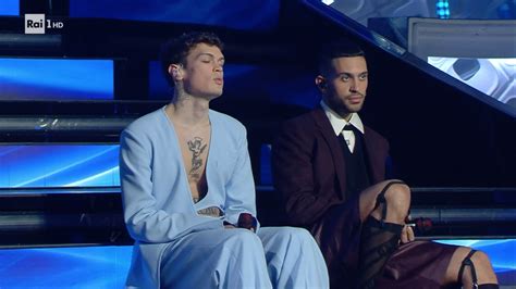 Sanremo 2022 Abito Di Mahmood E Blanco Quarta Serata Festival Stilista