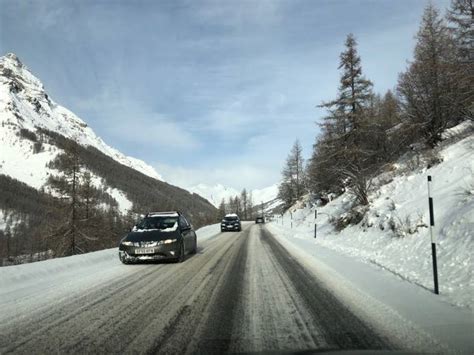 Trafic en direct Neige le col du Lautaret est fermé à la