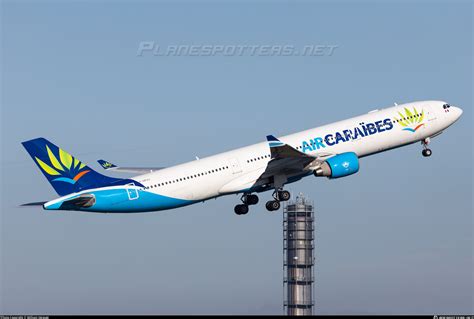 F HPUJ Air Caraïbes Atlantique Airbus A330 323 Photo by William Verguet