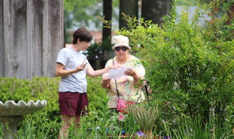 Autauga County Master Gardeners Share Talent Knowledge At Plant Sale