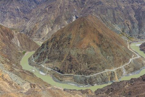 Omega Bend Of Yangtze River Yunnan China Stock Image Image Of High