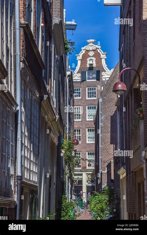 Amsterdam Netherlands August One Of The Narrow Alleys In The