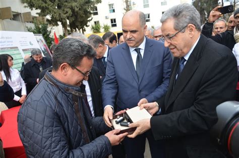 Remise Des Bus Scolaires Par Le Conseil De La R Gion Au Profit De