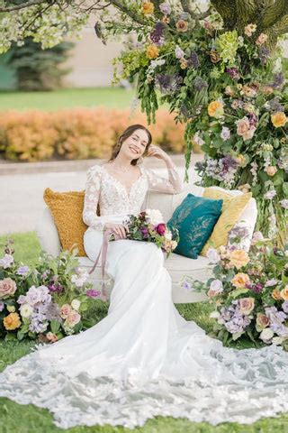 Unveiling the Enchanting Symbolism of Lace in Wedding Dresses – CHICELY