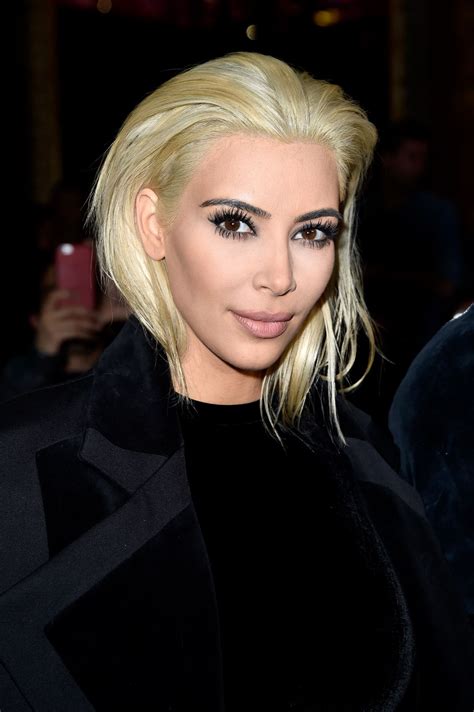 Kim Kardashian Platinum Blonde Hair Balmain Fashion Show In Paris