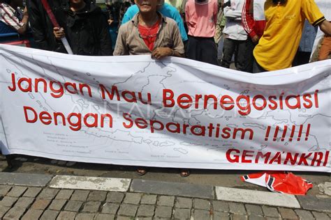 PROTES BENDERA ACEH | ANTARA Foto