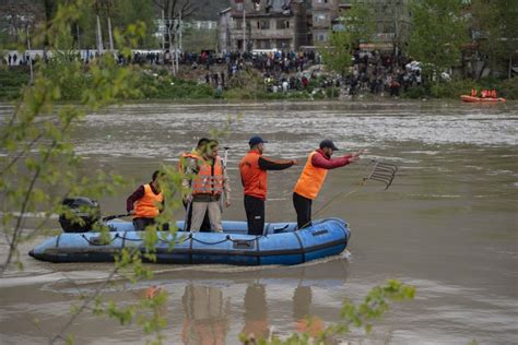 Insiden Perahu Terbalik Di Kashmir India Telan Korban Jiwa ANTARA News