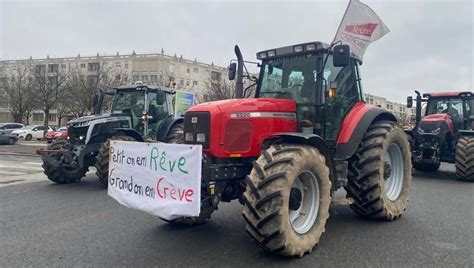 Col Re Des Agriculteurs Dans Le Poitou Quoi S Attendre Ce Mardi Ici