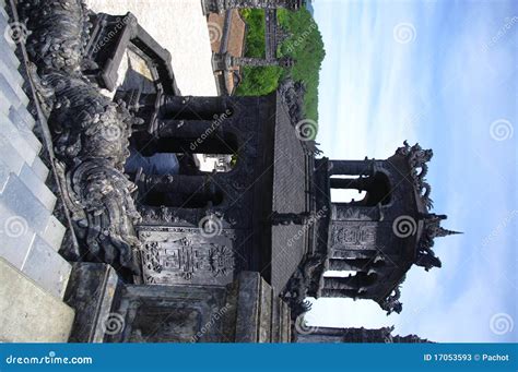 kiosk   tomb  king khai dinh  hue stock image image  khai