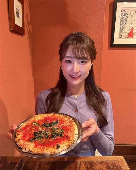 佐々木もよこさんのインスタグラム写真 佐々木もよこinstagram「【pizza Da Babbo】 🚃人形町駅 徒歩3分🫧 🚃水天