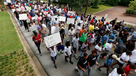 No Indictment For Mississippi Officer In Fatal Shooting Of Black Man The New York Times