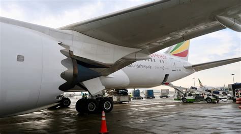 Review Ethiopian Airlines Boeing 787 Business Class