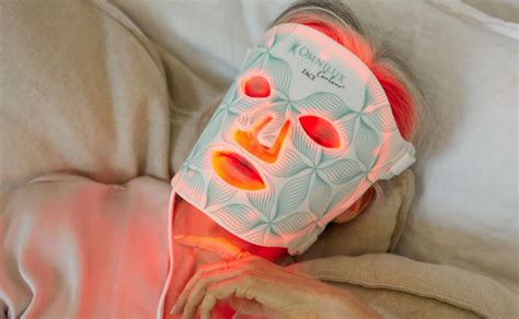 How To Use An Led Mask At Home For The Best Results Beautyheaven