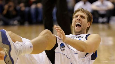 Dirk Nowitzki Schlie T Abschied Von Dallas Mavericks Nicht Aus