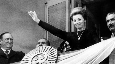 Isabel Perón Cumple 90 años la expresidenta