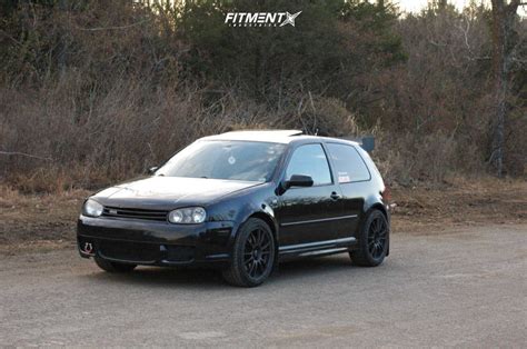 2004 Volkswagen Golf R32 With 18x8 OZ Racing Ultraleggera And General