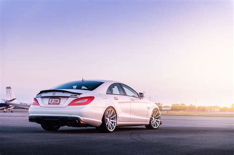 Mercedes Benz Cls 63 Amg Wallpapers Wallpaper Cave