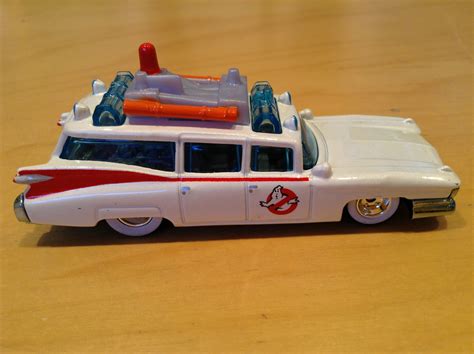 Julian S Hot Wheels Blog Ecto Ghostbusters Cartoon Car Retro Entertainment The Real