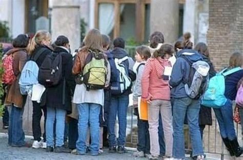 Bonus Gite Scolastiche I Requisiti Per Il Contributo Da Euro