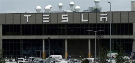 Tesla Looking At Building Lithium Refinery In Texas