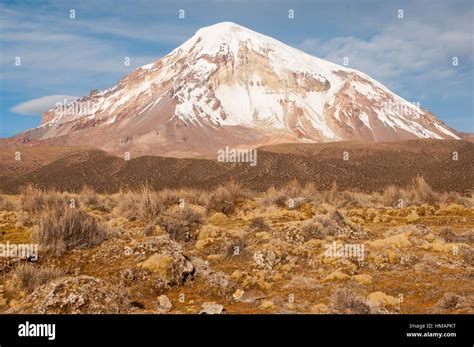 Volc N Sajama La Monta A M S Alta De Bolivia Parque Nacional Sajama