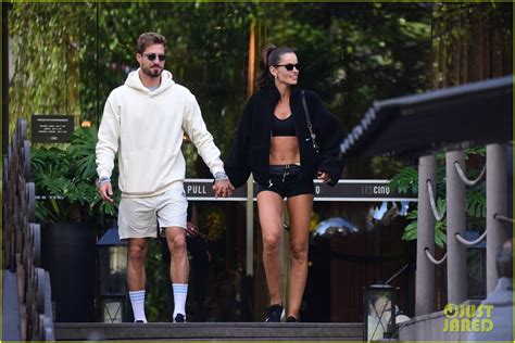 Model Izabel Goulart Longtime Love Kevin Trapp Look So Cute Together