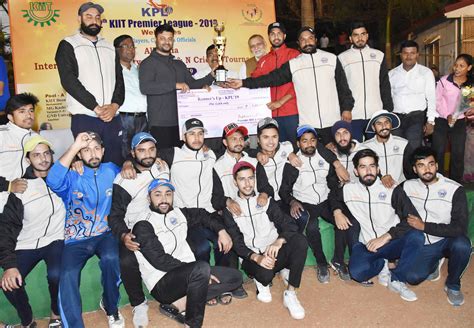 Al Falah University Wins Kiit Premier League Trophy Kalingatv