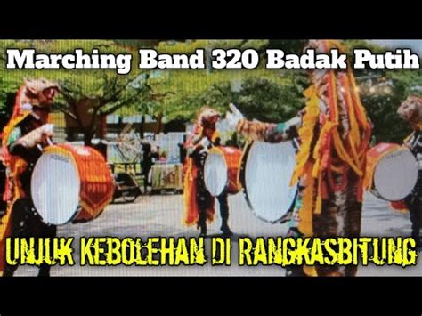 Personil Marching Band 320 Badak Putih Unjuk Kebolehan Persiapan HUT