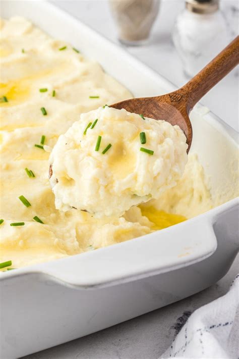 Creamy Make Ahead Mashed Potatoes The Novice Chef