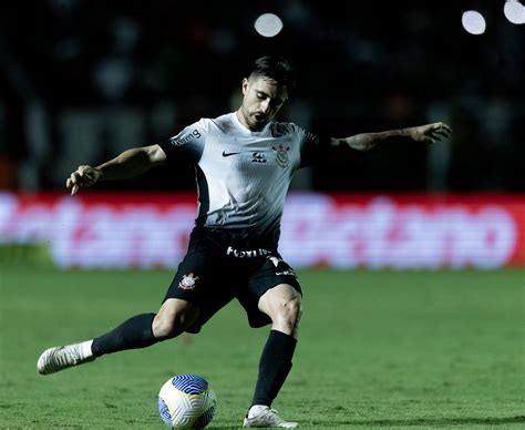 Athletico Pr X Corinthians Onde Assistir Escala Es Desfalques E