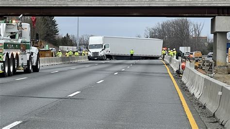 Tractor Trailer Crash Prompts Lane Closures On Nb I 95 In Spotsylvania